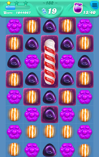 Candy Crush Soda Saga screenshot